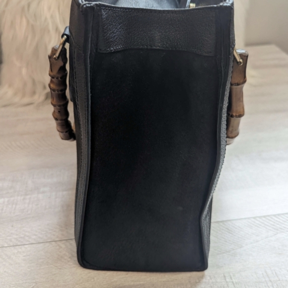 Gucci Diana Suede Bamboo Bag - Picture 4 of 14